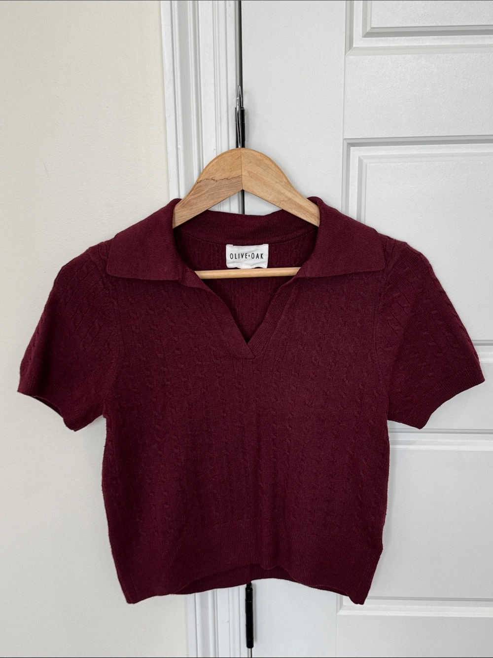 Olive + Oak Women’s Cable Knit Top Maroon Wine Burgundy Deep Red, size Small